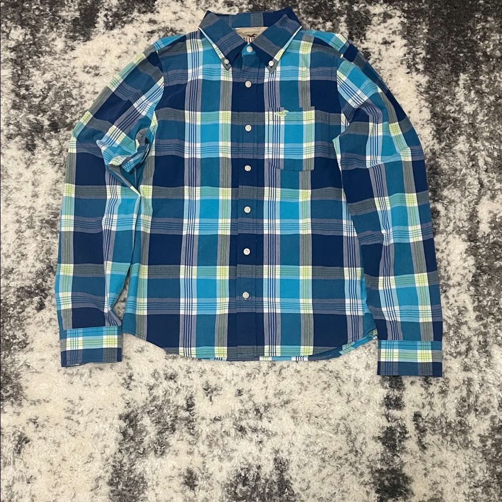 Hollister Blue and Green Plaid Men's Shirt